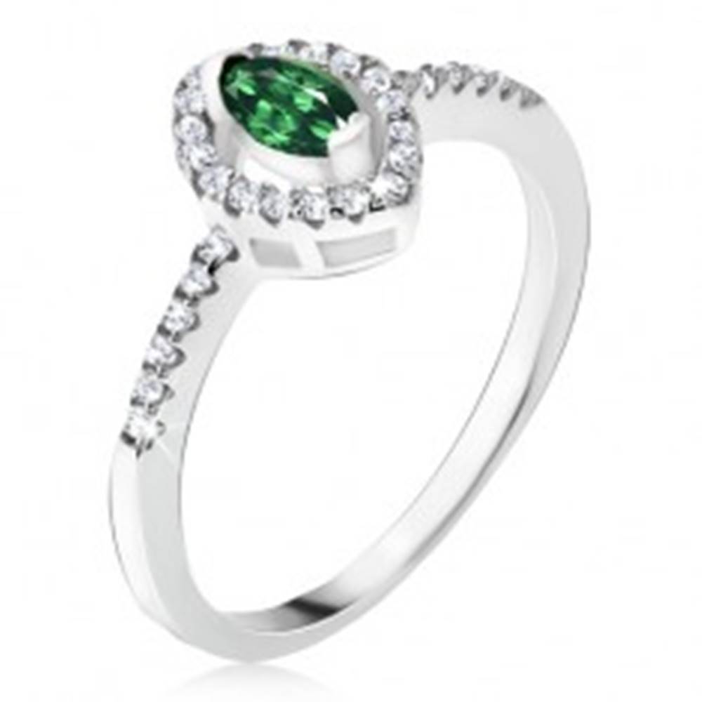 Šperky eshop Strieborný prsteň 925 - elipsovitý zelený kamienok, zirkónová kontúra - Veľkosť: 48 mm