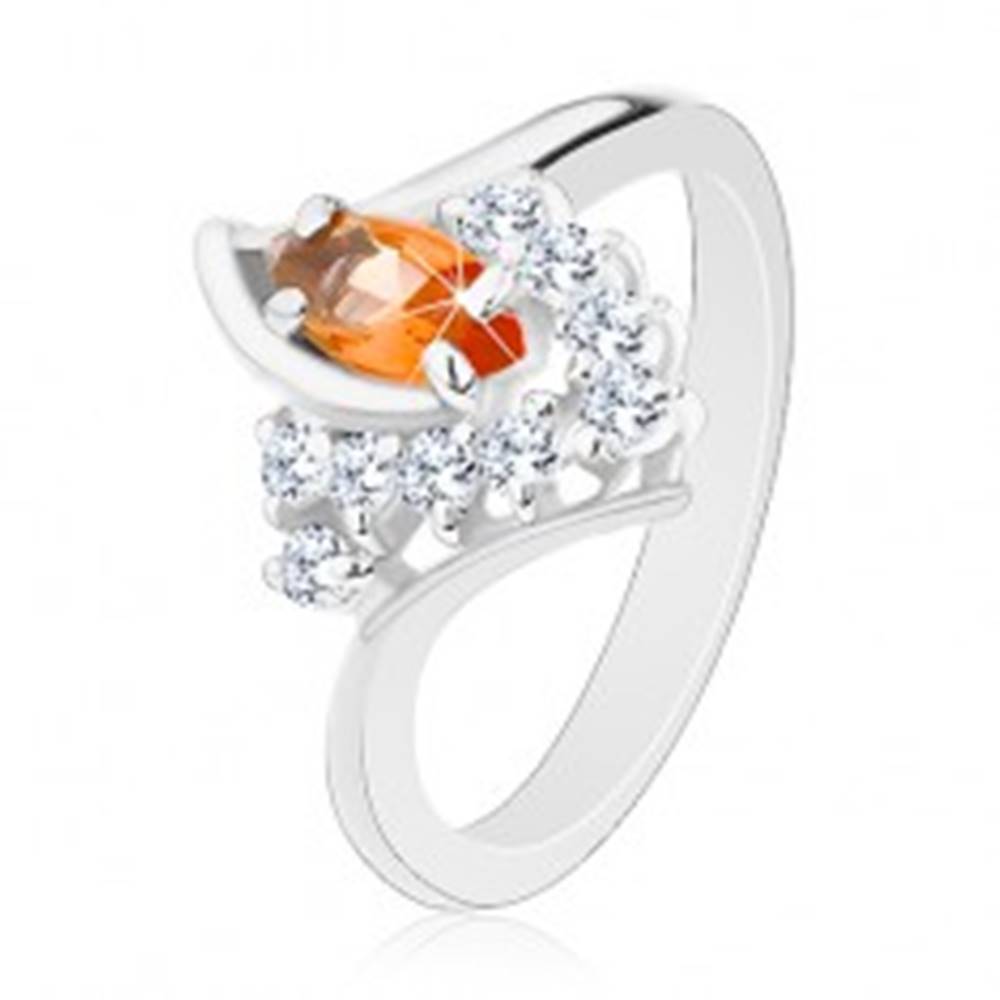 Šperky eshop Prsteň so zahnutými ramenami, oranžové zrnko, číre zirkóniky - Veľkosť: 49 mm
