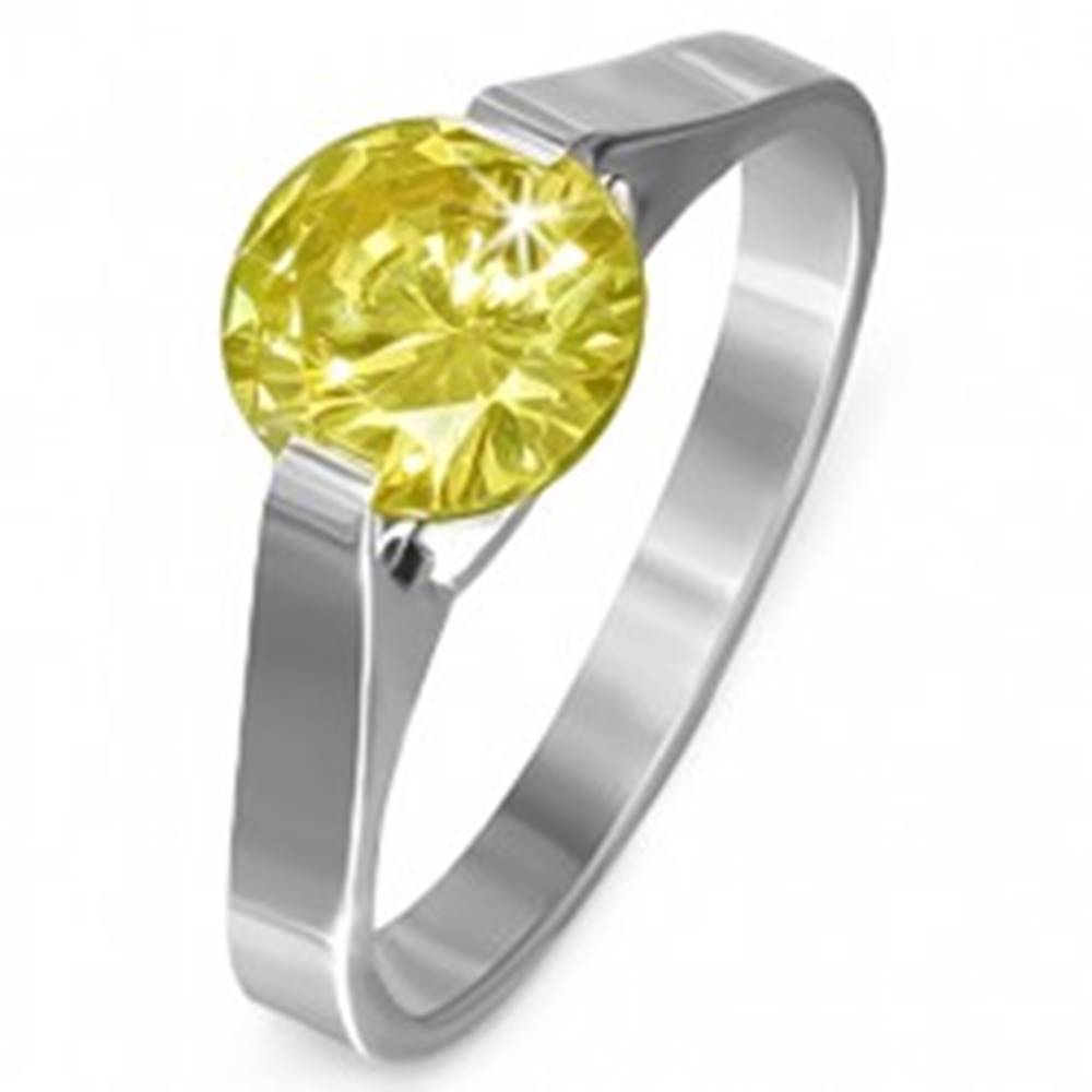 Šperky eshop Prsteň z ocele - kameň v žltej farbe "November", postranné úchyty - Veľkosť: 50 mm