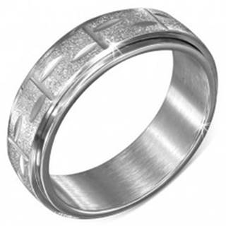 Prsteň z ocele striebornej farby - točiaca sa pieskovaná obruč s ryhami - Veľkosť: 54 mm