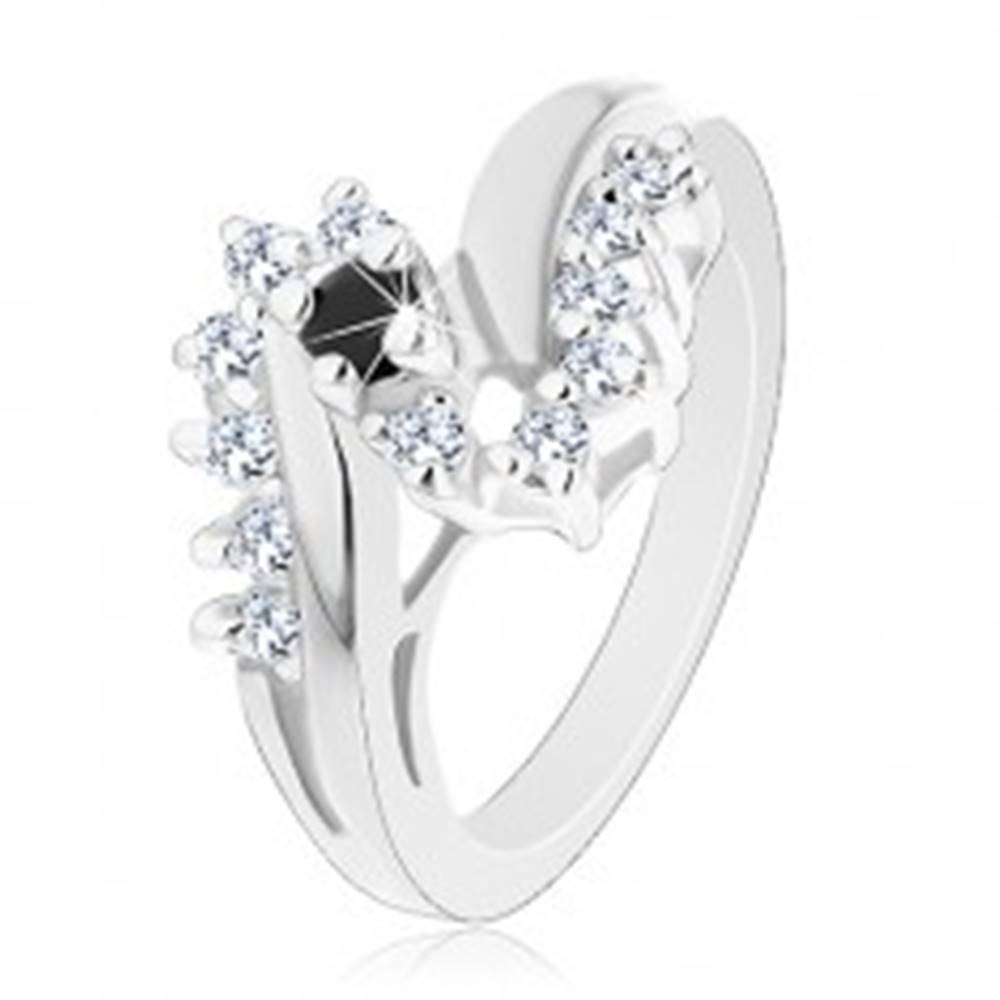 Šperky eshop Lesklý prsteň s rozdvojenými ramenami, okrúhly čierny zirkón, ligotavá línia - Veľkosť: 52 mm