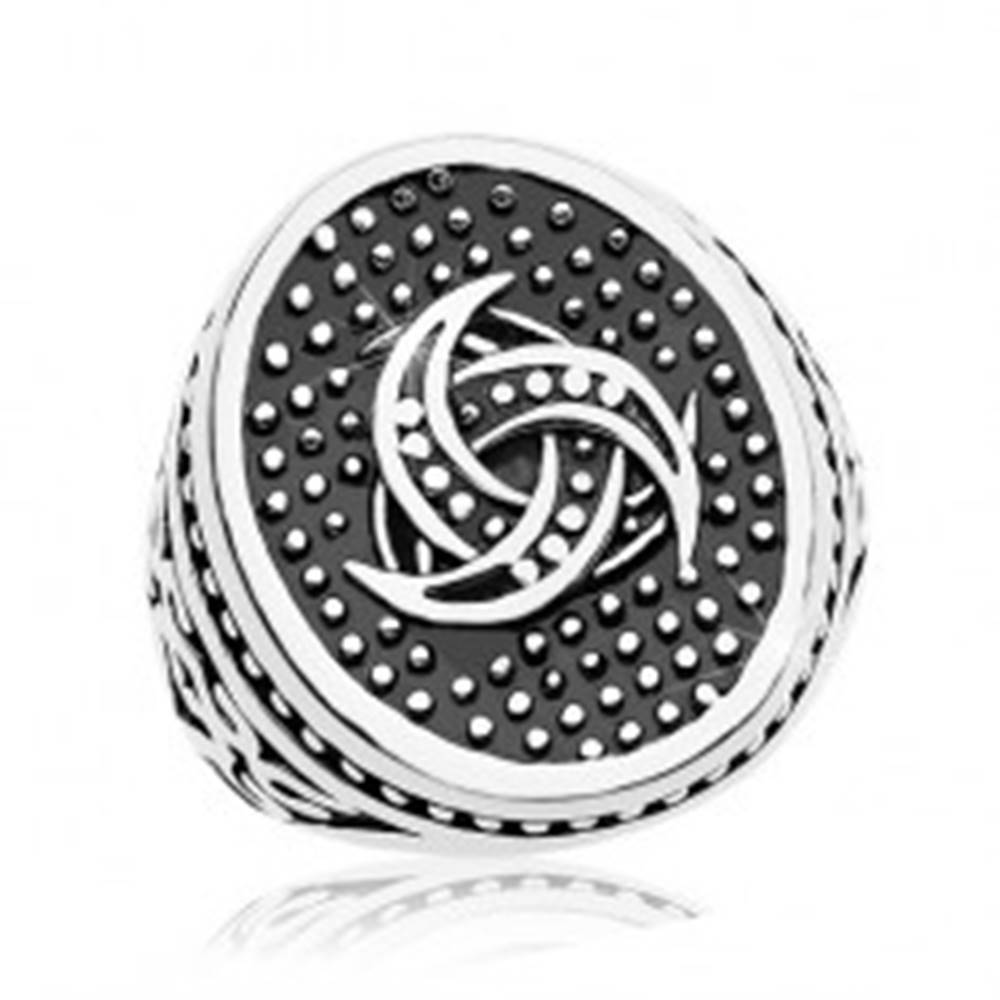 Šperky eshop Oceľový prsteň, bodkovaný ovál s keltským motívom, ornamenty na ramenách - Veľkosť: 58 mm