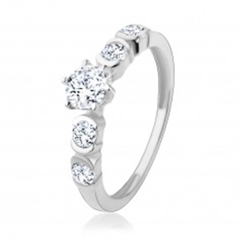 Šperky eshop Strieborný 925 prsteň, okrúhle zirkóny čírej farby s lesklými oblúčikmi - Veľkosť: 49 mm