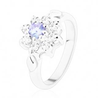 Jagavý prsteň so zirkónovým kvietkom vo svetlofialovej a čírej farbe, lístky - Veľkosť: 49 mm