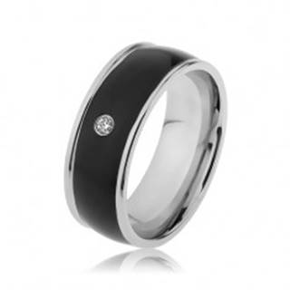 Lesklý oceľový prsteň striebornej farby, čierny vypuklý pás s čírym zirkónom - Veľkosť: 57 mm