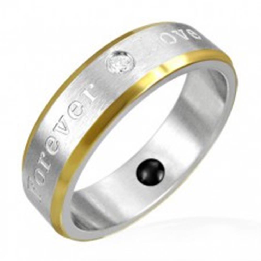 Šperky eshop Magnetický prsteň z ocele - okraje zlatej farby, romantické gravírovanie - Veľkosť: 49 mm