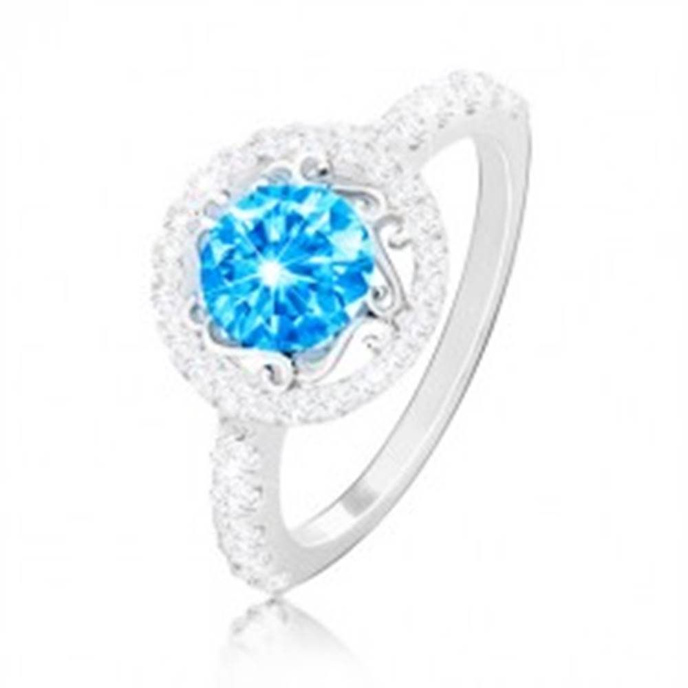 Šperky eshop Strieborný prsteň 925 - zirkón akvamarínovej farby, ornamenty, číre zirkóniky - Veľkosť: 49 mm