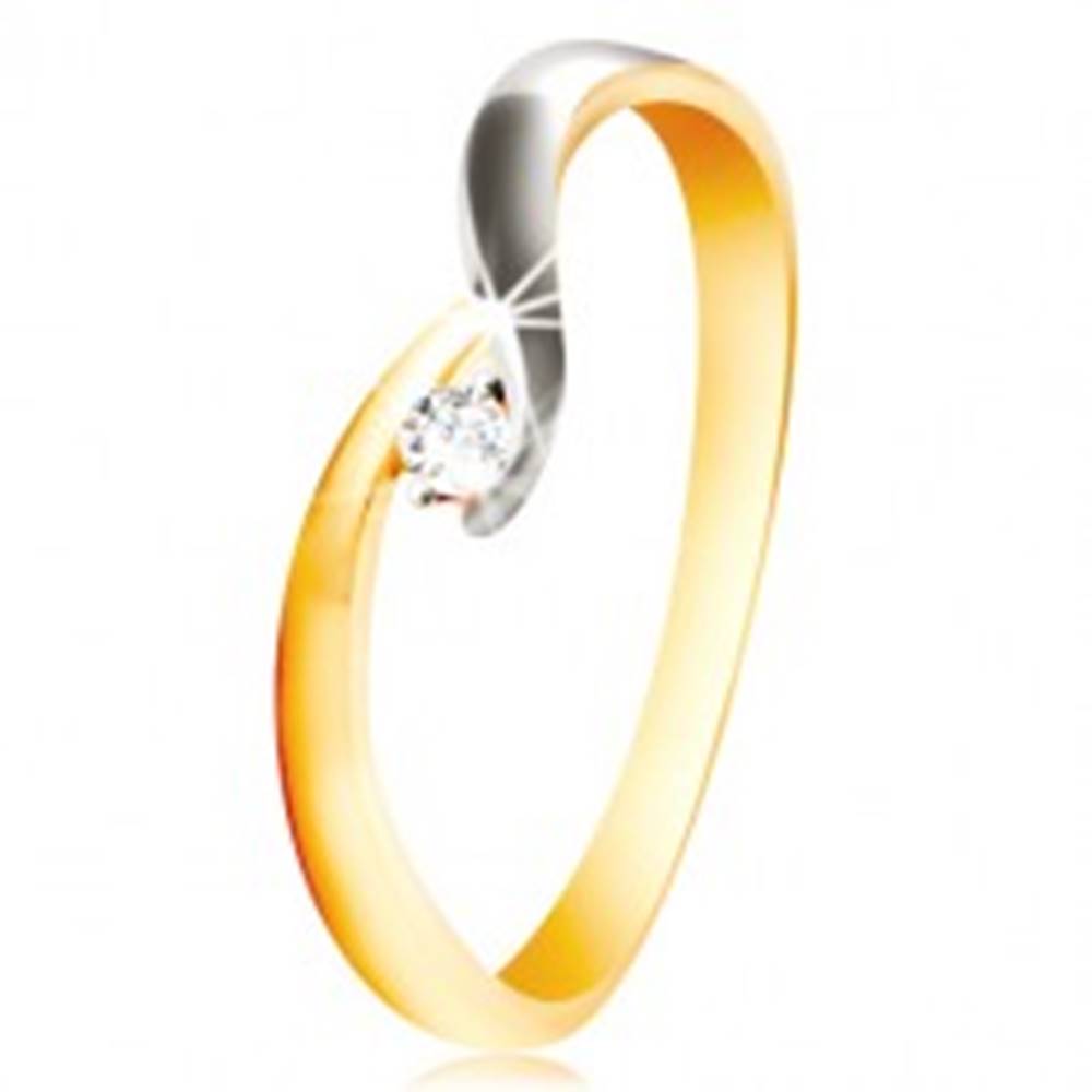 Šperky eshop Zlatý prsteň 585 - zahnuté dvojfarebné ramená, trblietavý číry zirkón - Veľkosť: 48 mm