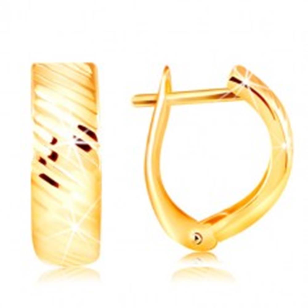 Šperky eshop Náušnice v žltom 14K zlate - oblúk s ligotavými šikmými zárezmi