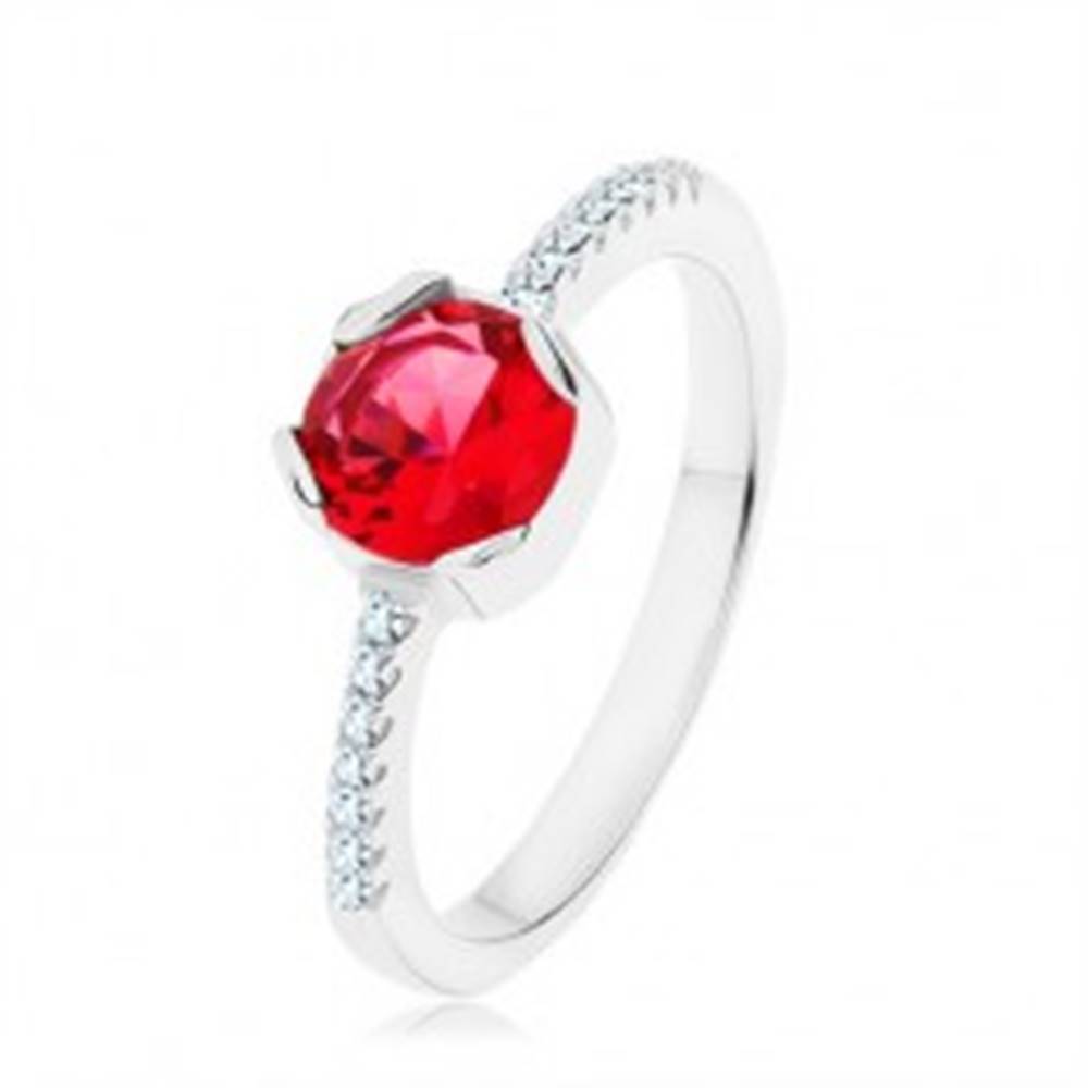 Šperky eshop Strieborný 925 prsteň, okrúhly červený zirkón, úzke ramená, číre zirkóny - Veľkosť: 49 mm