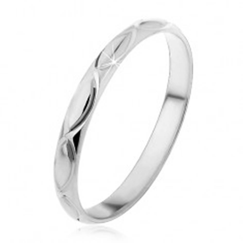 Šperky eshop Strieborný prsteň 925 - gravírované obrysy zrniečka - Veľkosť: 50 mm