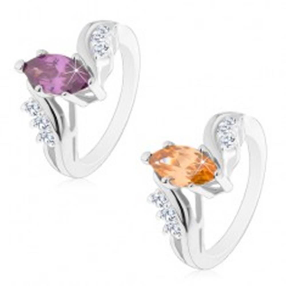 Šperky eshop Ligotavý prsteň striebornej farby, farebné brúsené zrnko, zahnuté ramená - Veľkosť: 49 mm, Farba: Fialová