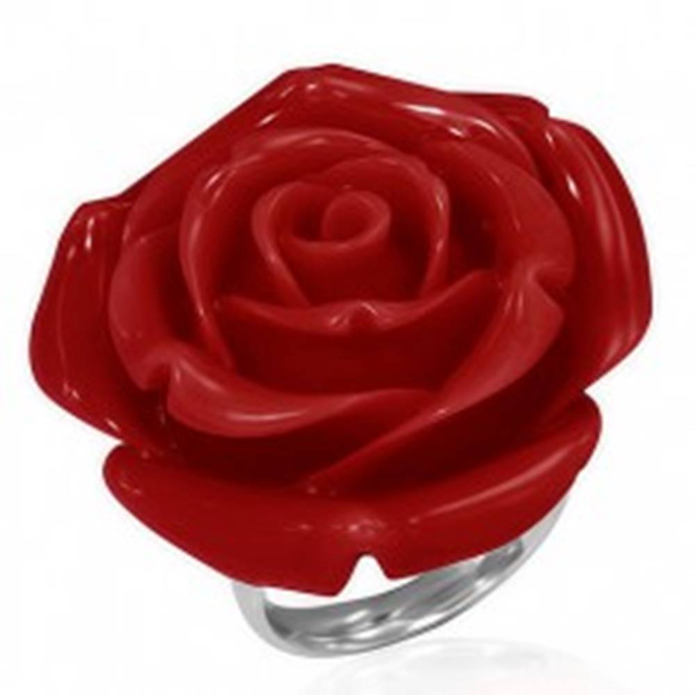 Šperky eshop Prsteň z ocele - červená vykvitnutá ruža zo živice - Veľkosť: 51 mm