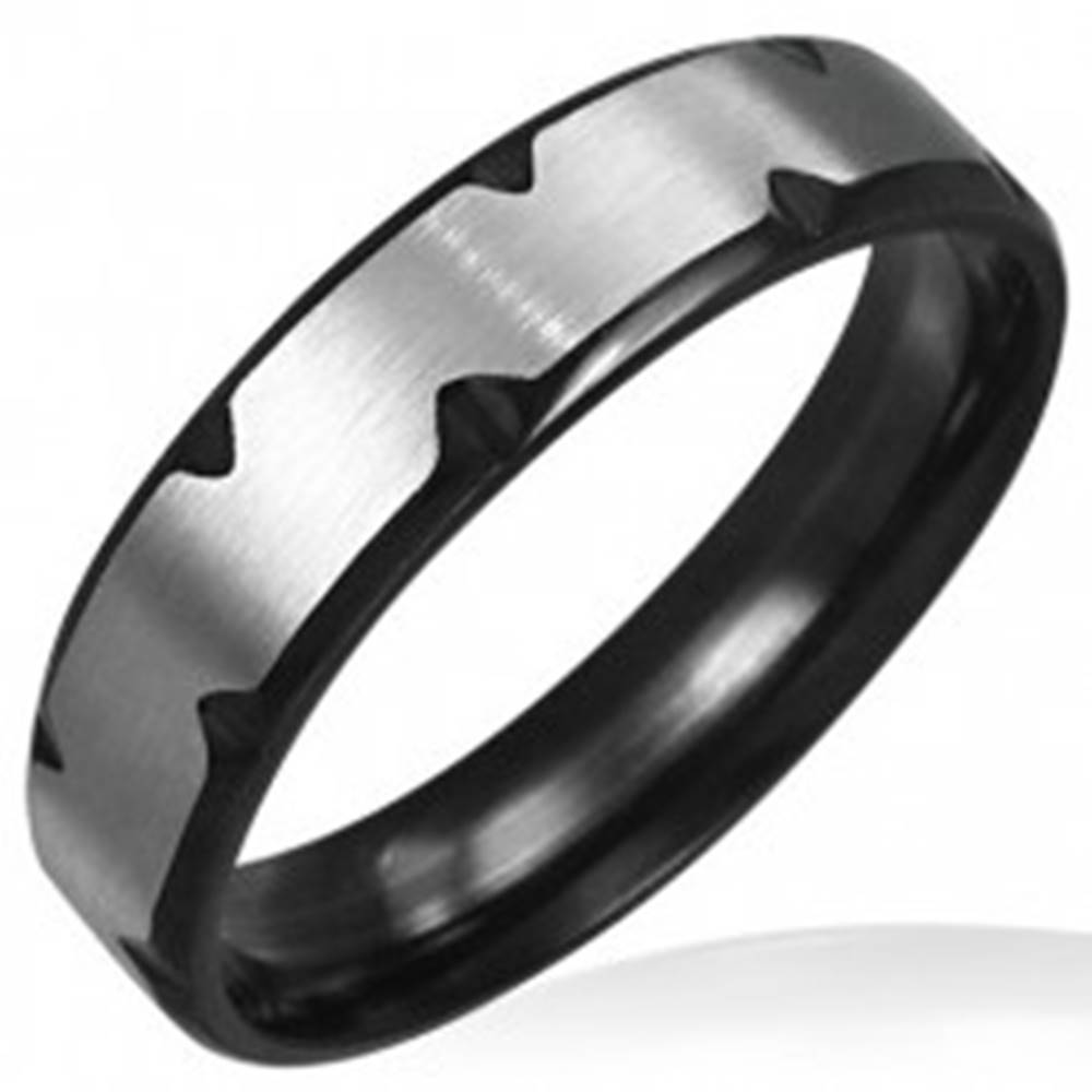 Šperky eshop Oceľový prsteň s čiernymi zárezmi - Veľkosť: 54 mm