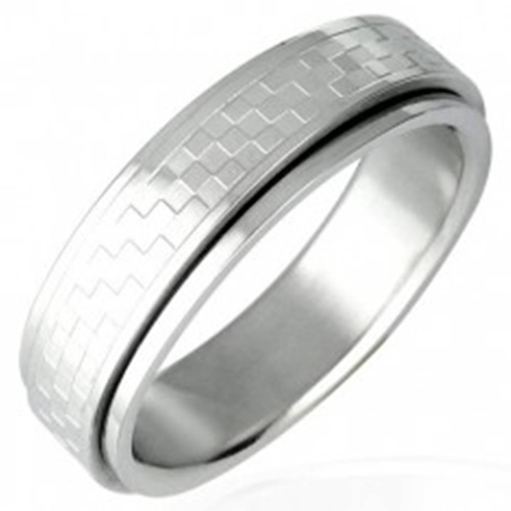 Šperky eshop Oceľový prsteň s otáčavým stredom - šachovnica - Veľkosť: 53 mm