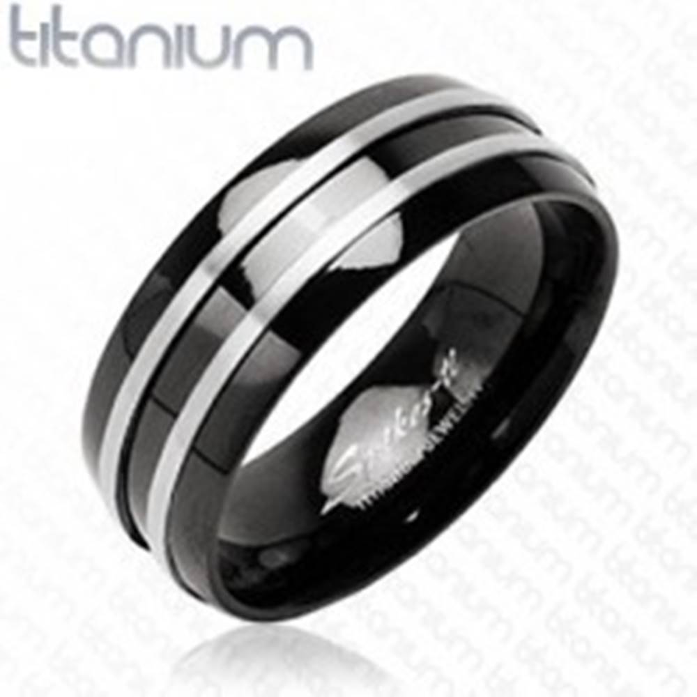 Šperky eshop Čierny prsteň z titánu - dva  tenké pásy striebornej farby - Veľkosť: 49 mm