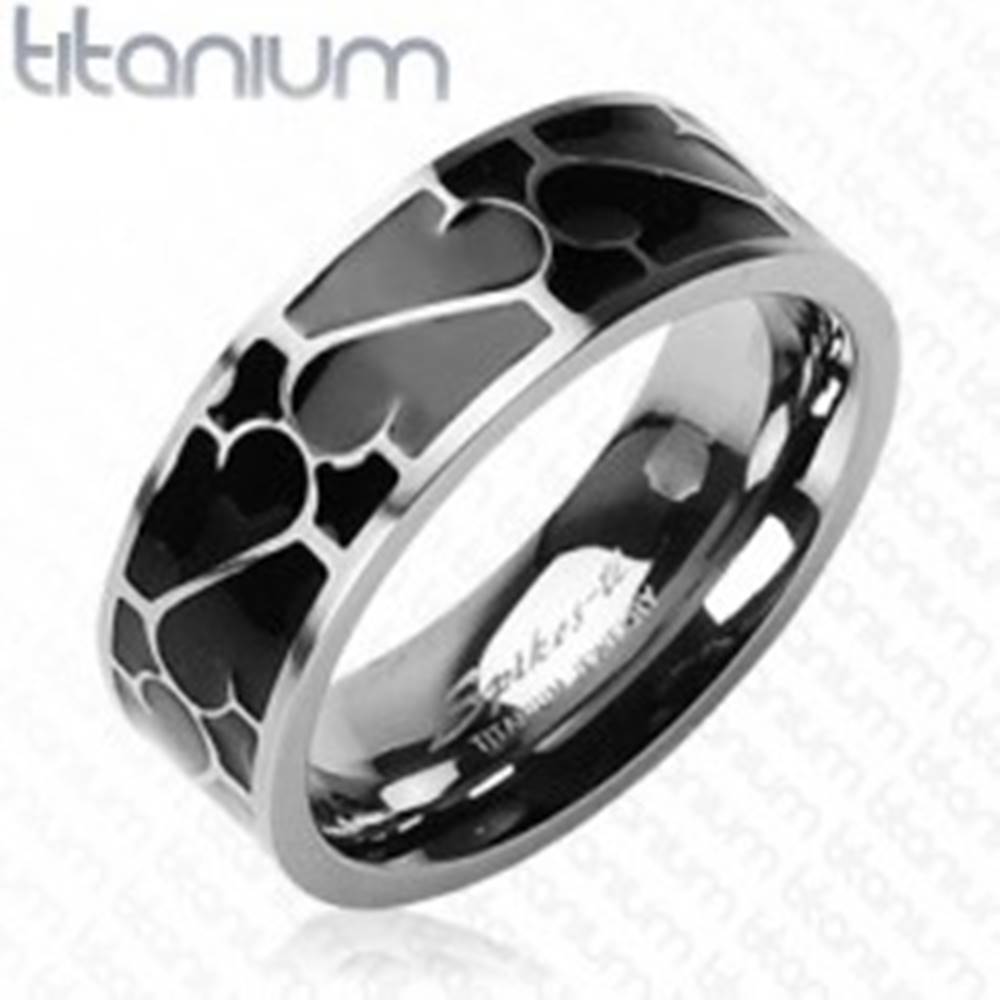 Šperky eshop Titánový prsteň - čierna glazúra s ornamentom - Veľkosť: 49 mm