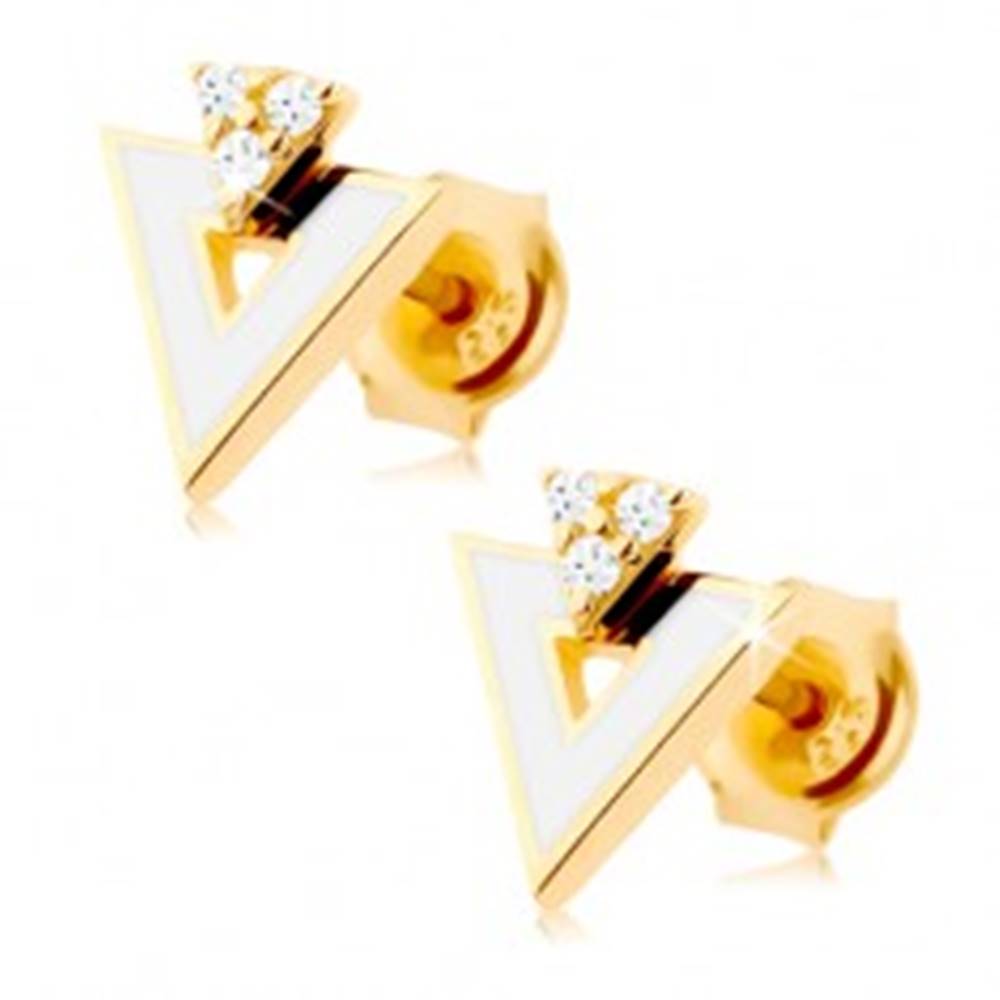 Šperky eshop Zlaté náušnice 375 - biely trojuholník s výrezom, tri číre zirkóniky