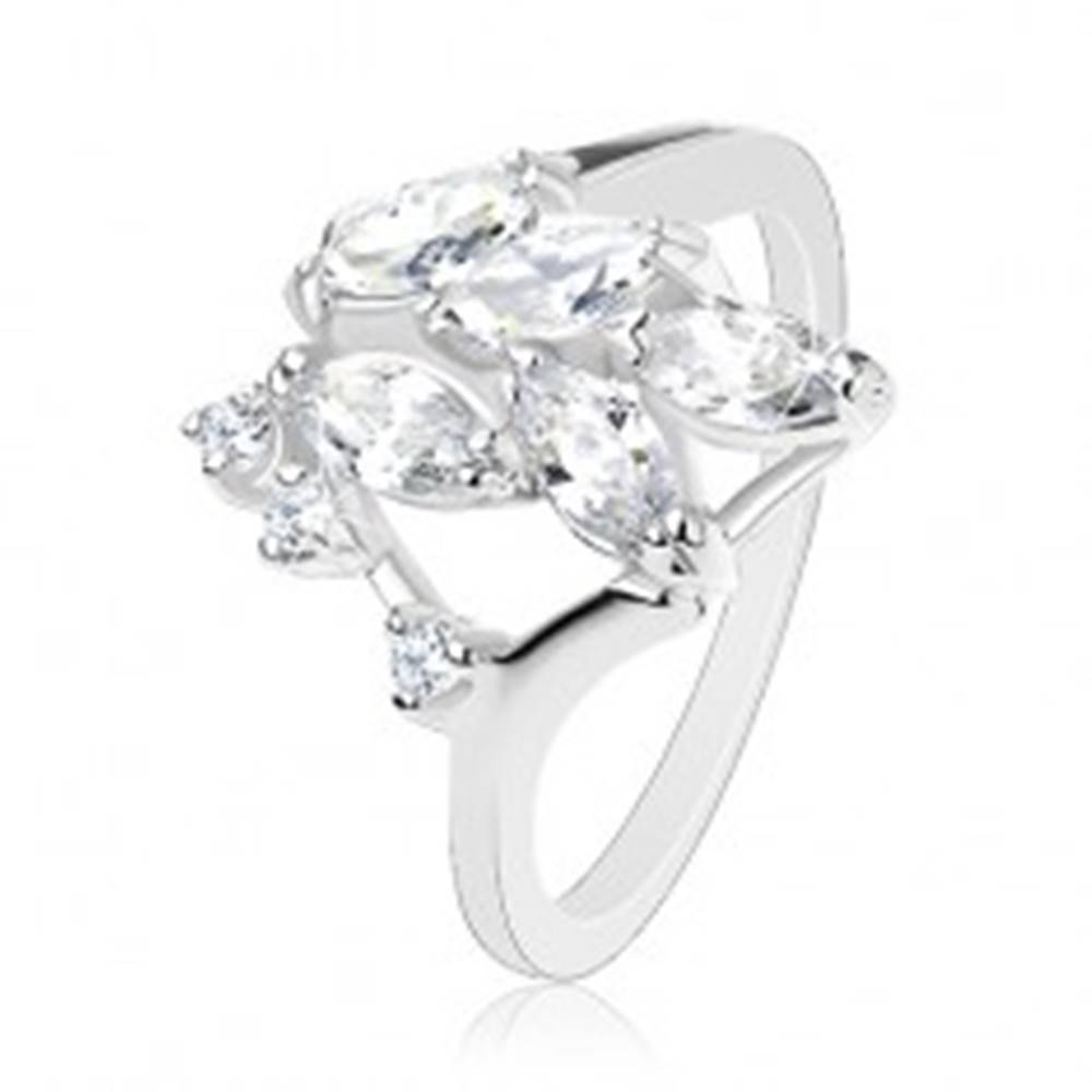 Šperky eshop Ligotavý prsteň striebornej farby, číre brúsené zrnká, okrúhle zirkóniky - Veľkosť: 56 mm