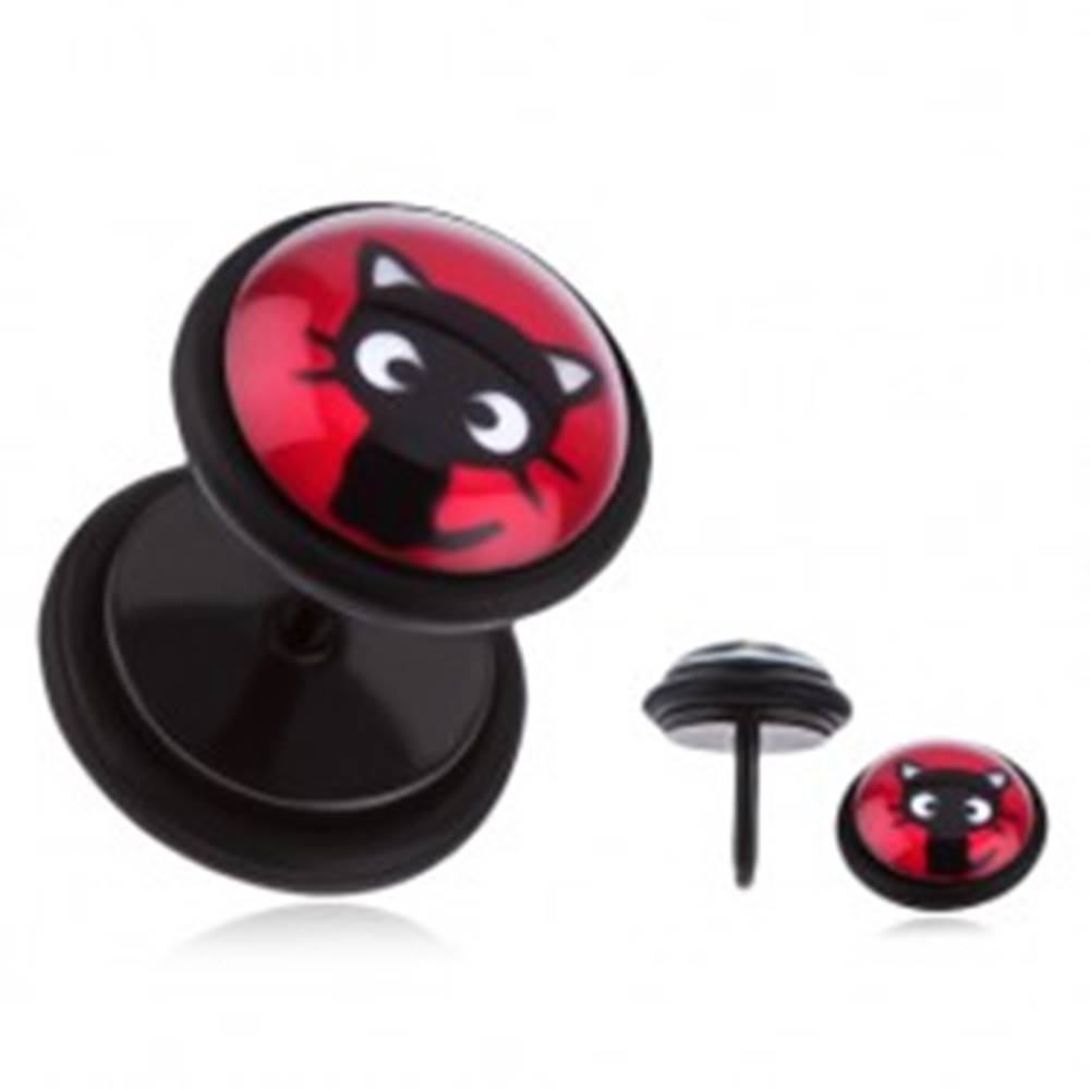 Šperky eshop Oceľový fake plug do ucha - sediace čierne mačiatko, červený podklad