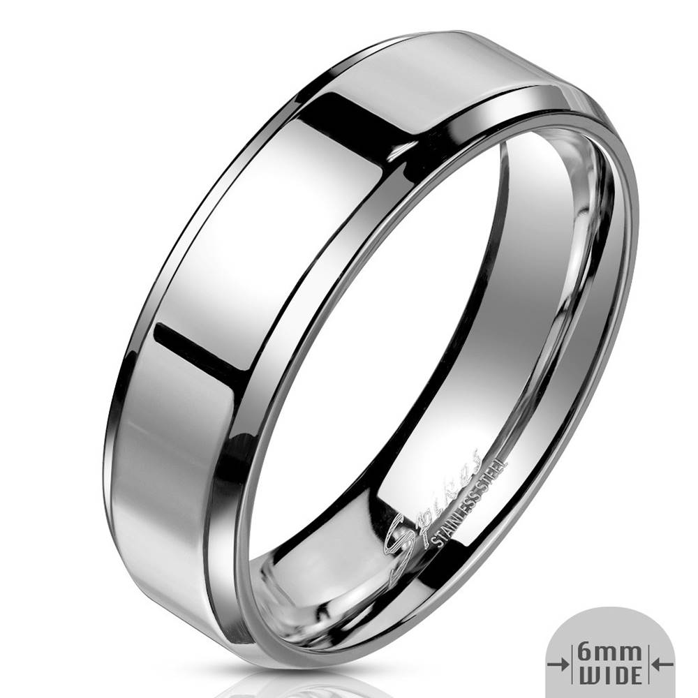 Šperky eshop Prsteň z ocele v striebornej farbe - pás so zrkadlovolesklým povrchom, 6 mm - Veľkosť: 49 mm